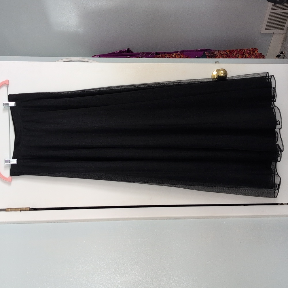 Adrianna Papell Black Evening maxi skirt